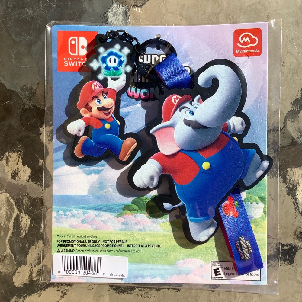 Super Mario Bros Wonder Double Keychain Mario Elephant From and Holding …